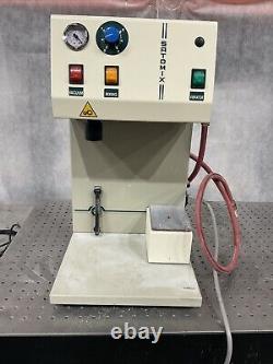 SatoMix Vacuum Mixer Mixing Machine Dental Lab Equipment For Dental With Vibrator